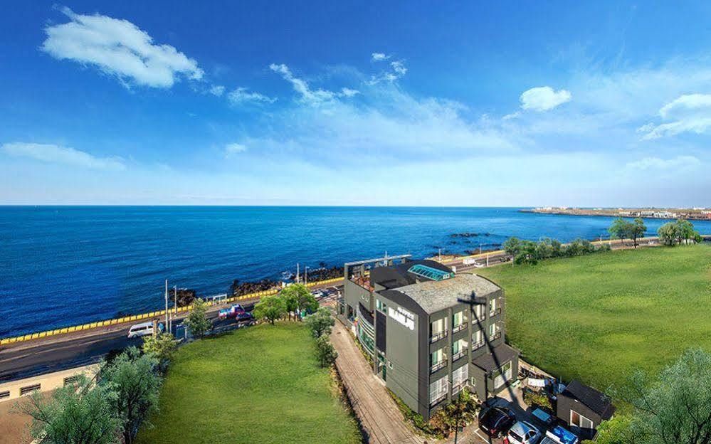 Maniju Pension Togŭnnae Esterno foto