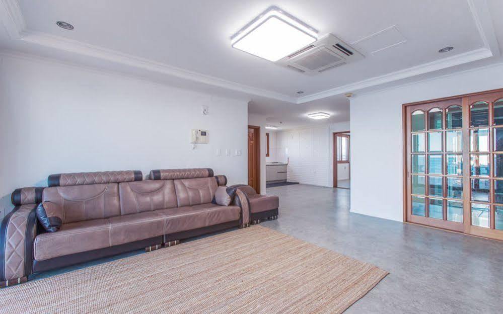 Maniju Pension Togŭnnae Esterno foto