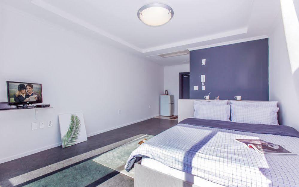 Maniju Pension Togŭnnae Esterno foto