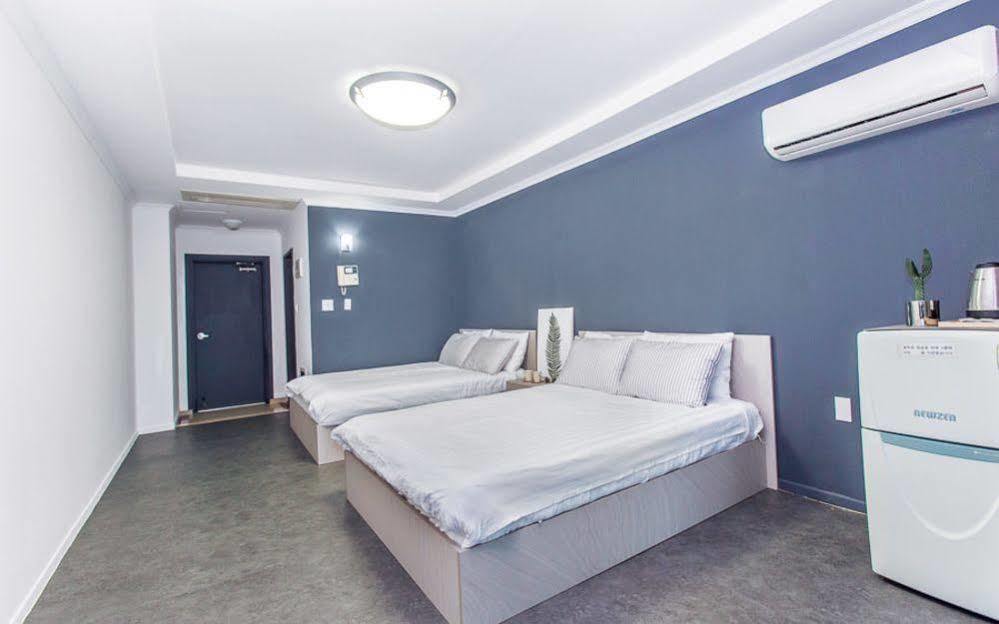 Maniju Pension Togŭnnae Esterno foto